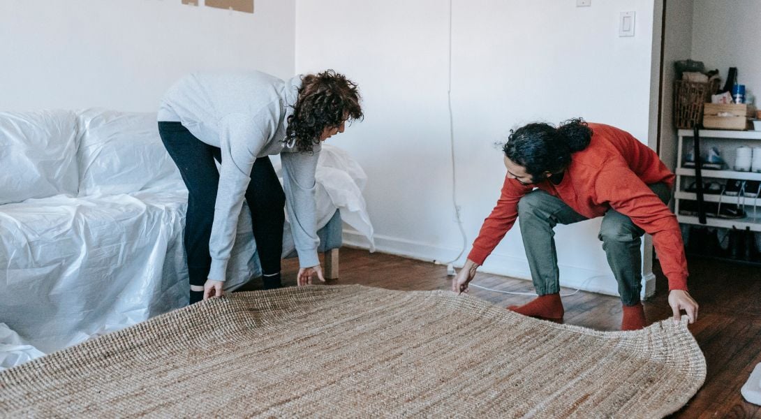 10 Couple Moving Carpet in home